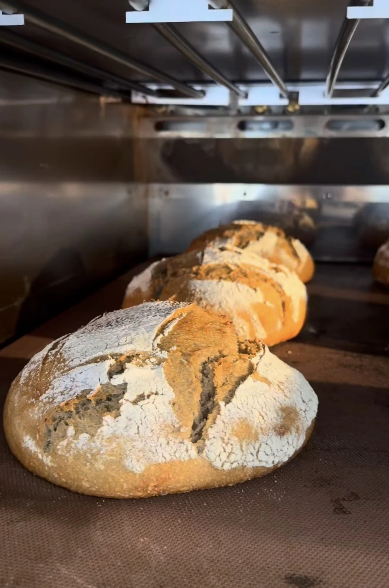 Pan casero de masa madre
